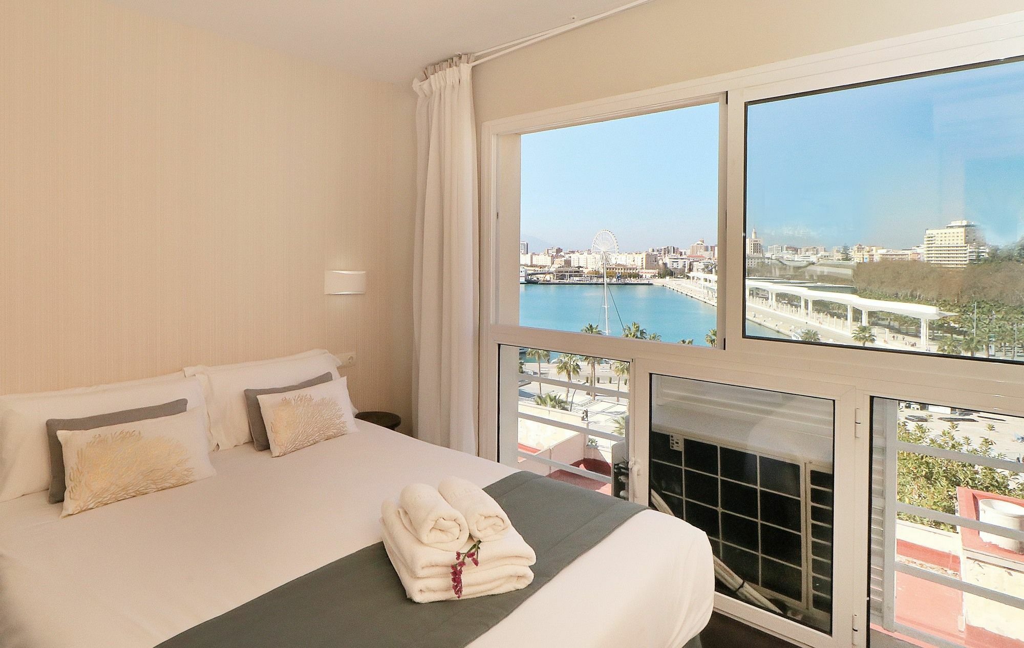 Apartamentos Malagueta Urban Beach Málaga Exterior foto